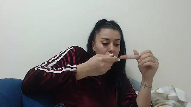 Maryem637048 online show from 6, 2, 2026