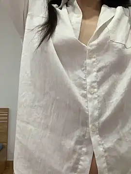 Keysha8386 online show from 5, 11, 2025