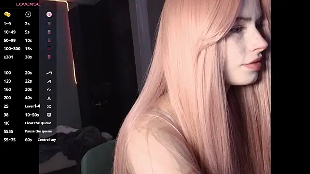 PieraMarch online show from 4, 3, 2026