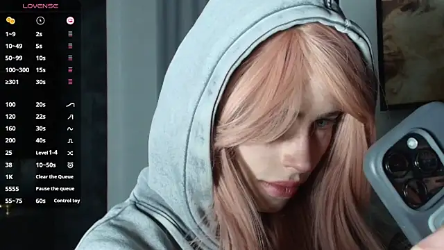 PieraMarch online show from 2, 12, 2025