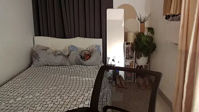 Ur QueenCamilla online show from 5, 10, 2025