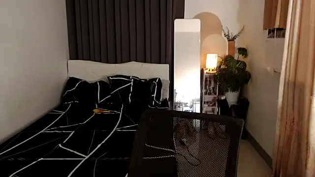 Ur QueenCamilla online show from 11, 11, 2025