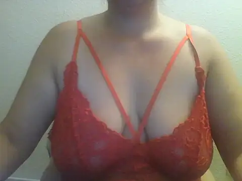 Lylala online show from 7, 10, 2025