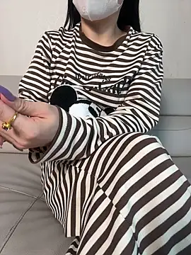 Meii-meyy online show from 5, 11, 2025