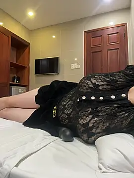Meii-meyy online show from 11, 5, 2026