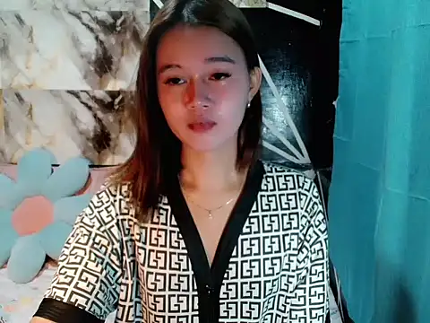 urgirl mikah online show from 19, 11, 2025