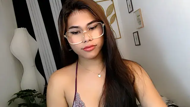 Snapshot of PrettyBlythes_TS chatting on 14, 6, 2026 PrettyBlythes TS online show from 14, 6, 2026