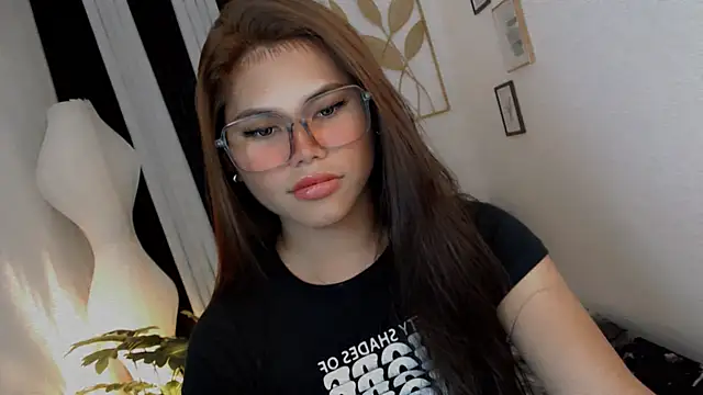 Snapshot of PrettyBlythes_TS chatting on 22, 6, 2026 PrettyBlythes TS online show from 22, 6, 2026