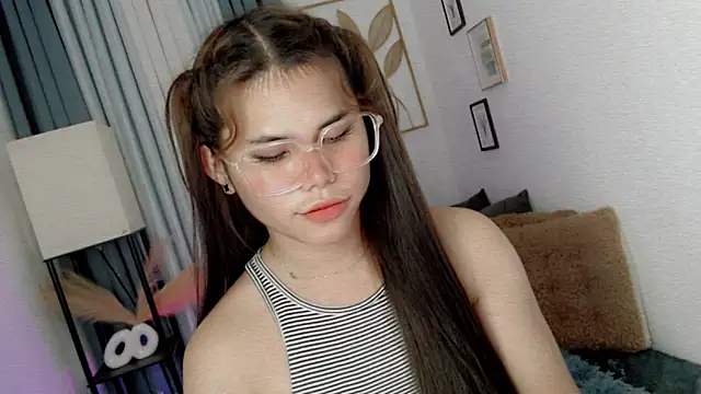 PrettyBlythes TS online show from 7, 4, 2026