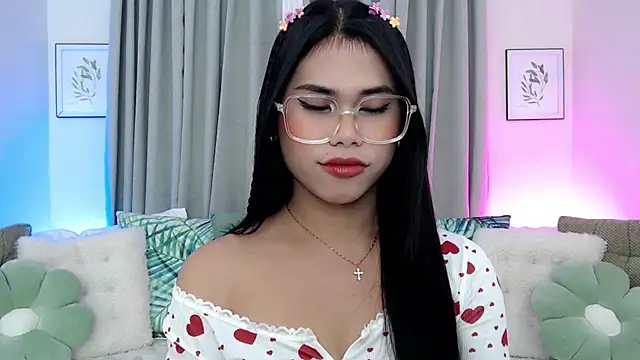 PrettyBlythes TS online show from 21, 9, 2025