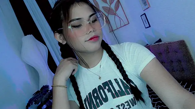 PrettyBlythes TS online show from 22, 5, 2026