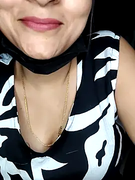 Horny Shalu online show from 5, 10, 2025