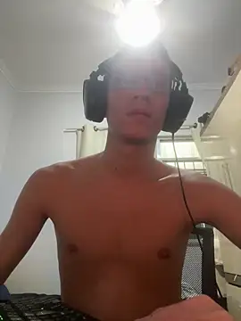 safadezanunes2 online show from 15, 3, 2026