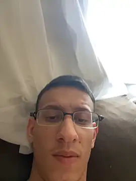 safadezanunes2 online show from 10, 9, 2025