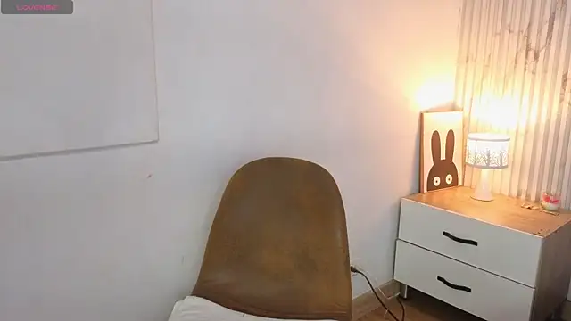 Snapshot of clariss_brown chatting on 24, 10, 2025 clariss brown online show from 24, 10, 2025