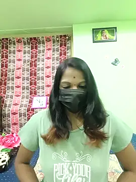 Snapshot of Tamil_Ishu chatting on 18, 1, 2026 Tamil Ishu online show from 18, 1, 2026