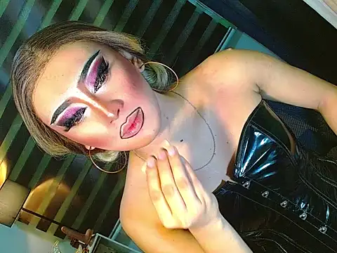 Queen yasii 88 online show from 17, 6, 2026
