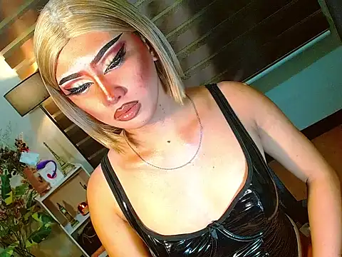 Queen yasii 88 online show from 7, 4, 2026