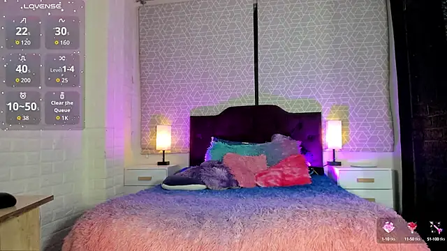 Snapshot of Zamara_Kleii chatting on 1, 10, 2025 Zamara Kleii online show from 1, 10, 2025