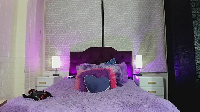 Snapshot of Zamara_Kleii chatting on 15, 11, 2025 Zamara Kleii online show from 15, 11, 2025