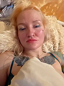 KateMonroe online show from 18, 4, 2026