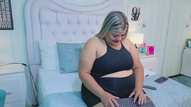 Snapshot of KiimBrooks chatting on 28, 9, 2025 KiimBrooks online show from 28, 9, 2025