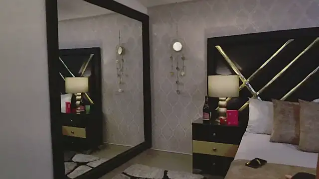 Snapshot of KiimBrooks chatting on 9, 11, 2025 KiimBrooks online show from 9, 11, 2025