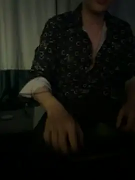 boyhigh1997 online show from 8, 5, 2026