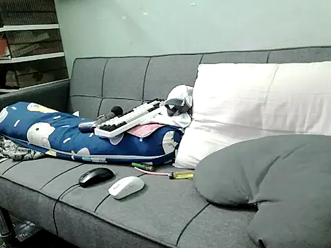 boyhigh1997 online show from 31, 10, 2025