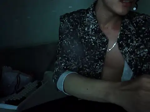 boyhigh1997 online show from 27, 9, 2025