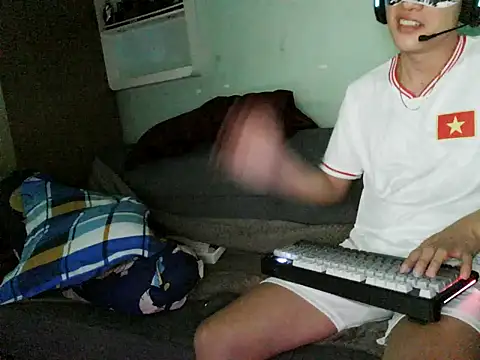 boyhigh1997 online show from 3, 2, 2026