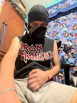 Skinny Longhair online show from 28, 9, 2025