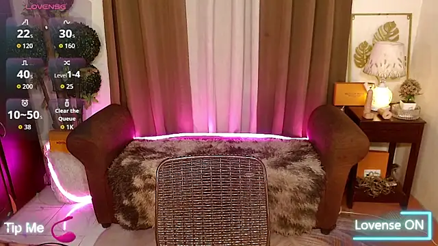 MouthWatering Ayesha online show from 15, 11, 2025