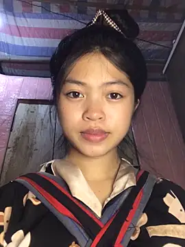 Thy00   online show from 19, 9, 2025