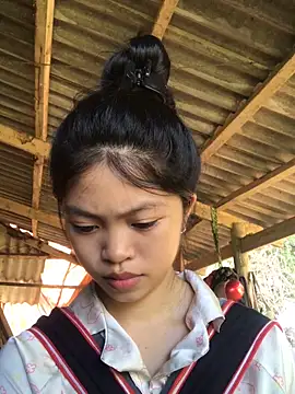 Thy00   online show from 9, 10, 2025