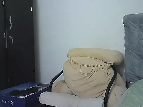 morenocabro10 online show from 29, 11, 2025