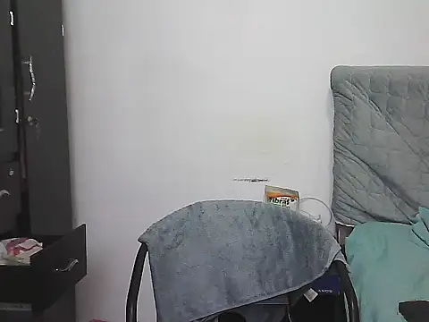 Snapshot of morenocabro10 chatting on 1, 3, 2026 morenocabro10 online show from 1, 3, 2026