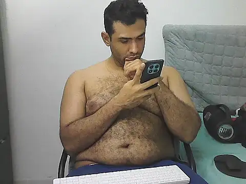 morenocabro10 online show from 14, 4, 2026