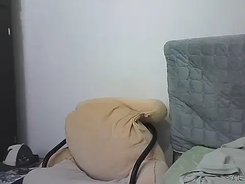 morenocabro10 online show from 23, 11, 2025