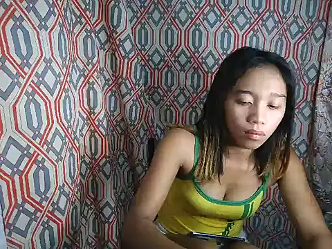 Virgen christine01 online show from 13, 10, 2025