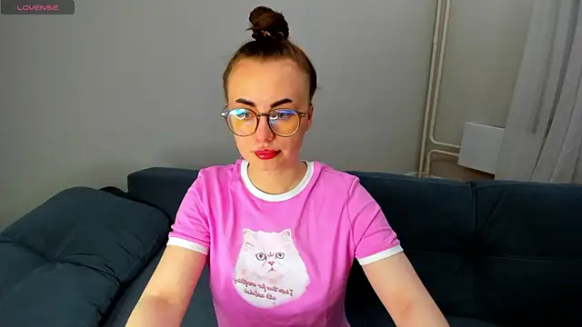 MewStella online show from 12, 5, 2026