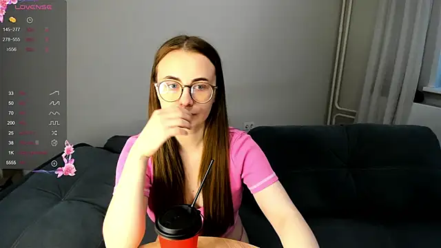 MewStella online show from 20, 12, 2025