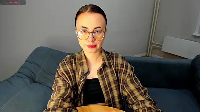 MewStella online show from 30, 5, 2026