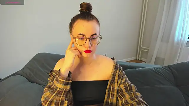 MewStella online show from 28, 4, 2026