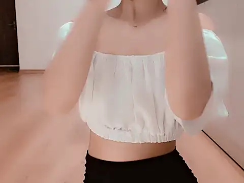 Tea Mei online show from 30, 10, 2025