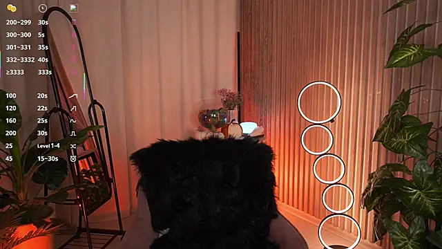 LauraWifeness online show from 30, 11, 2025