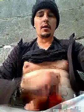 hugecock4u1990 online show from 22, 10, 2025