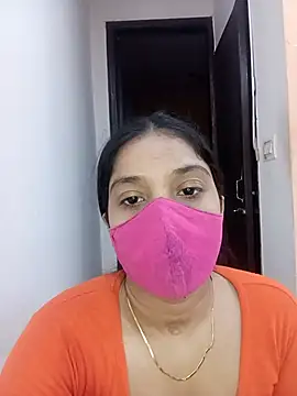 Snapshot of Cute_Rakhi8 chatting on 6, 7, 2026 Cute Rakhi8 online show from 6, 7, 2026