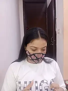 Snapshot of Cute_Rakhi8 chatting on 18, 7, 2026 Cute Rakhi8 online show from 18, 7, 2026