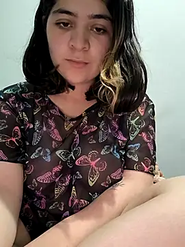 Snapshot of PrihZinhaHot chatting on 7, 10, 2025 PrihZinhaHot online show from 7, 10, 2025